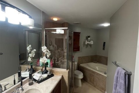 Villa ou maison à vendre à Tampa, Floride: 5 chambres, 219.99 m2 № 2403504 - photo 18