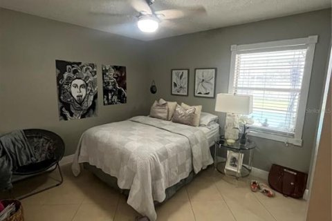 Villa ou maison à vendre à Tampa, Floride: 5 chambres, 219.99 m2 № 2403504 - photo 21