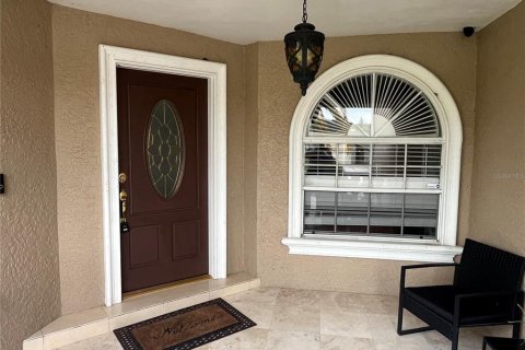 Villa ou maison à vendre à Tampa, Floride: 5 chambres, 219.99 m2 № 2403504 - photo 6