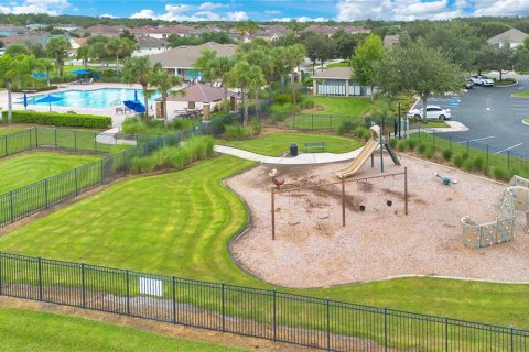 Casa en venta en Orlando, Florida, 4 dormitorios, 198.9 m2 № 1915992 - foto 24