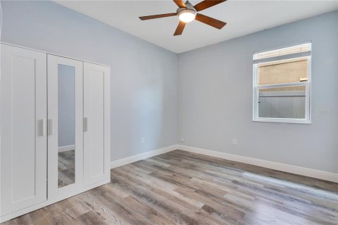 Casa en venta en Orlando, Florida, 4 dormitorios, 198.9 m2 № 1915992 - foto 15