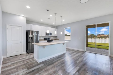 Casa en venta en Orlando, Florida, 4 dormitorios, 198.9 m2 № 1915992 - foto 4