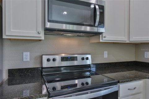 House in Ocala, Florida 4 bedrooms, 136.85 sq.m. № 1767738 - photo 15