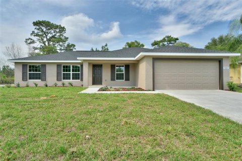 House in Ocala, Florida 4 bedrooms, 136.85 sq.m. № 1767738 - photo 1