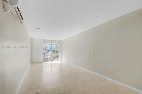 Casa en alquiler en Miami Beach, Florida № 2010555 - foto 9