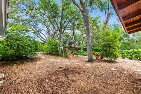 House in Clearwater, Florida 2 bedrooms, 118.26 sq.m. № 1884095 - photo 22