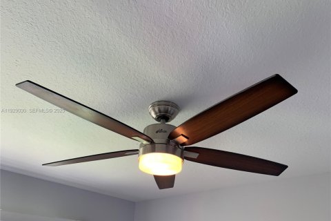 Condominio en alquiler en West Palm Beach, Florida, 1 dormitorio, 70.61 m2 № 1987441 - foto 21