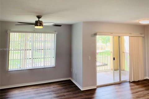 Condominio en alquiler en West Palm Beach, Florida, 1 dormitorio, 70.61 m2 № 1987441 - foto 23