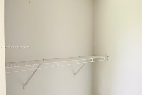 Condominio en alquiler en West Palm Beach, Florida, 1 dormitorio, 70.61 m2 № 1987441 - foto 15