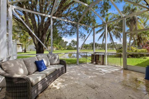 Casa en venta en West Palm Beach, Florida, 3 dormitorios, 179.77 m2 № 2265193 - foto 17