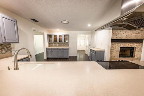 House in Windermere, Florida 5 bedrooms, 271.09 sq.m. № 1740489 - photo 5