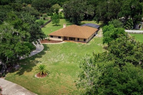 House in Windermere, Florida 5 bedrooms, 271.09 sq.m. № 1740489 - photo 30