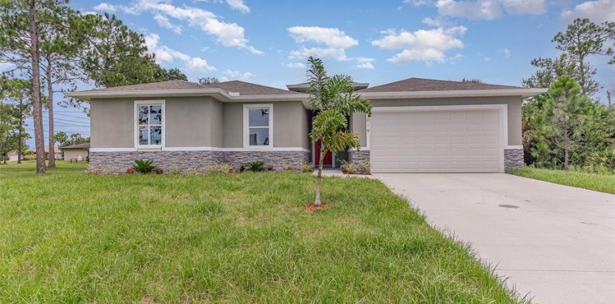 House in Palm Bay, Florida 4 bedrooms, 201.69 sq.m. № 1914982