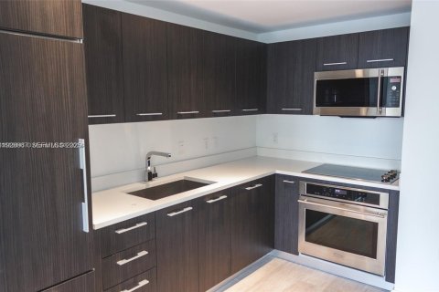 Купить кондоминиум в Майами, Флорида 1 спальня, 79.15м2, № 1987094 - фото 10