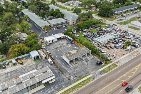 Propiedad comercial en venta en Kenneth City, Florida, 150.97 m2 № 2101096 - foto 12