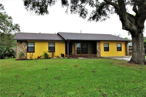 Casa en alquiler en Lakeland, Florida, 4 dormitorios, 152.82 m2 № 1912928 - foto 1