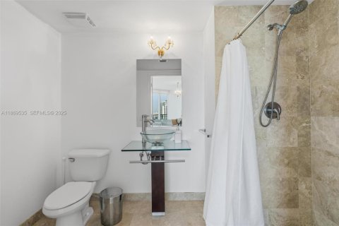 Copropriété à louer à Miami, Floride: 3 chambres, 128.67 m2 № 1920665 - photo 24