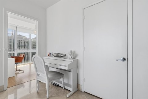 Copropriété à louer à Miami, Floride: 3 chambres, 128.67 m2 № 1920665 - photo 20