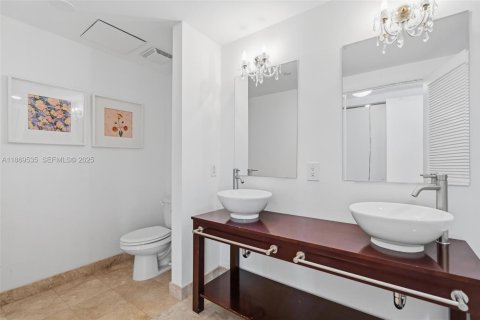 Copropriété à louer à Miami, Floride: 3 chambres, 128.67 m2 № 1920665 - photo 18