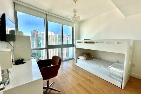 Copropriété à louer à Miami, Floride: 3 chambres, 128.67 m2 № 1920665 - photo 9