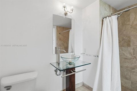 Copropriété à louer à Miami, Floride: 3 chambres, 128.67 m2 № 1920665 - photo 25