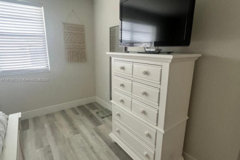 Condominio en alquiler en Tamarac, Florida, 2 dormitorios, 117.99 m2 № 1926567 - foto 19