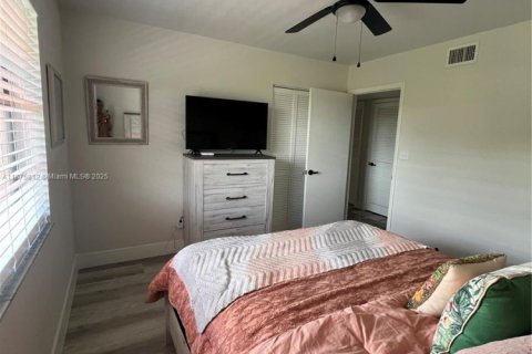 Condominio en alquiler en Tamarac, Florida, 2 dormitorios, 117.99 m2 № 1926567 - foto 24