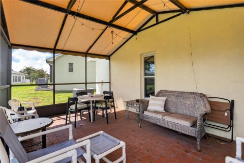Casa en venta en Lakeland, Florida, 2 dormitorios, 135.54 m2 № 2386224 - foto 30