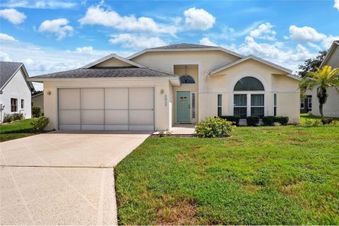 Casa en venta en Lakeland, Florida, 2 dormitorios, 135.54 m2 № 2386224 - foto 3