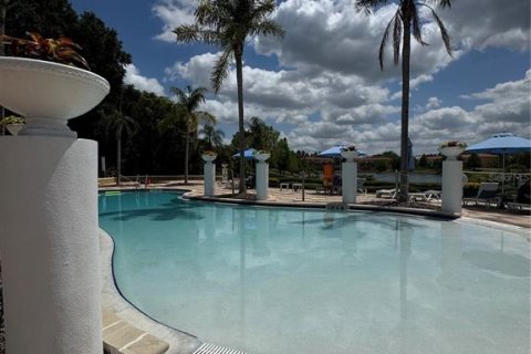 Townhouse in Kissimmee, Florida 4 bedrooms, 124.49 sq.m. № 1626318 - photo 20