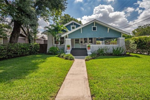 Villa ou maison à louer à Tampa, Floride: 3 chambres, 223.89 m2 № 2151132 - photo 2