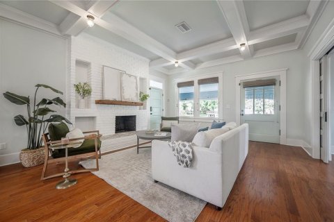 Villa ou maison à louer à Tampa, Floride: 3 chambres, 223.89 m2 № 2151132 - photo 10