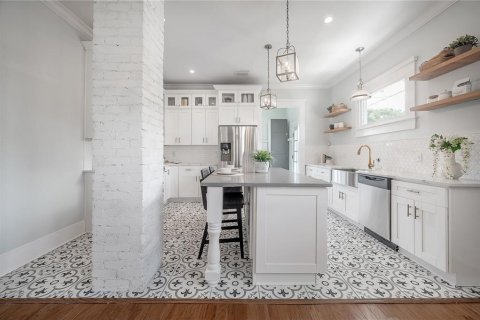 Villa ou maison à louer à Tampa, Floride: 3 chambres, 223.89 m2 № 2151132 - photo 21