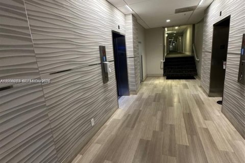 Copropriété à vendre à Sunny Isles Beach, Floride: 1 chambre, 93.37 m2 № 2073718 - photo 20