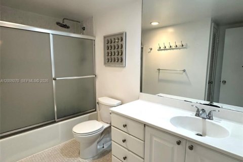 Copropriété à vendre à Sunny Isles Beach, Floride: 1 chambre, 93.37 m2 № 2073718 - photo 7