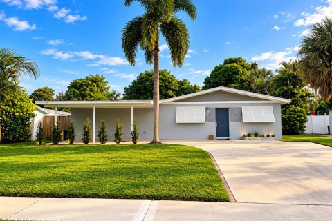 House in Palm Beach Gardens, Florida 2 bedrooms, 80.27 sq.m. № 2430195
