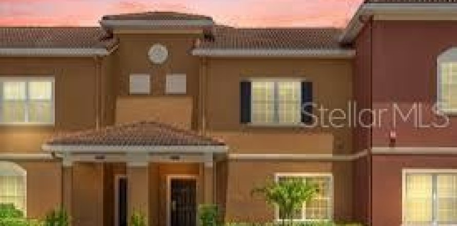 Adosado en Kissimmee, Florida 4 dormitorios, 176.7 m2 № 2095713