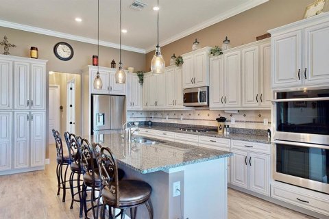 Villa ou maison à vendre à Apollo Beach, Floride: 4 chambres, 283.54 m2 № 1556091 - photo 12