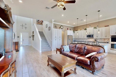Villa ou maison à vendre à Apollo Beach, Floride: 4 chambres, 283.54 m2 № 1556091 - photo 11