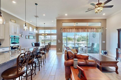 Villa ou maison à vendre à Apollo Beach, Floride: 4 chambres, 283.54 m2 № 1556091 - photo 22