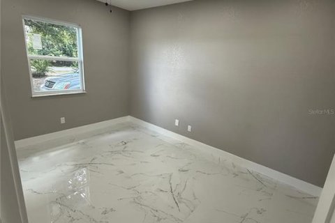 Купить виллу или дом в Маскотт, Флорида 4 комнаты, 279.45м2, № 1847307 - фото 25