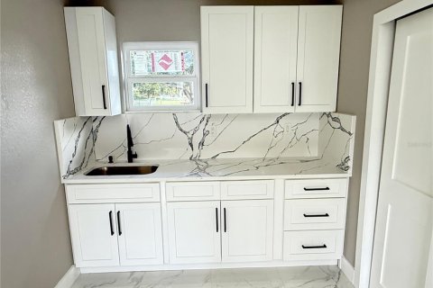 Купить виллу или дом в Маскотт, Флорида 4 комнаты, 279.45м2, № 1847307 - фото 29