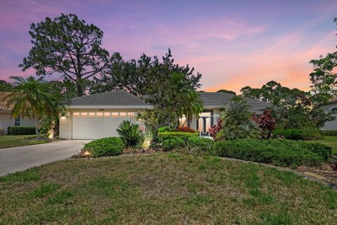 House in Nokomis, Florida 3 bedrooms, 176.89 sq.m. № 1681702 - photo 1