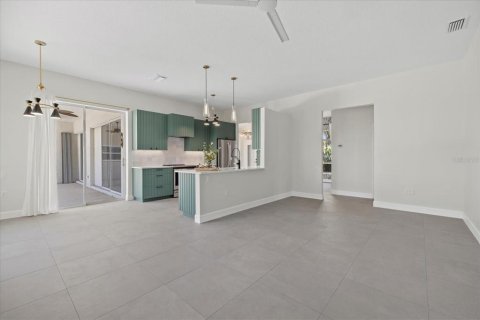House in Nokomis, Florida 3 bedrooms, 176.89 sq.m. № 1681702 - photo 18