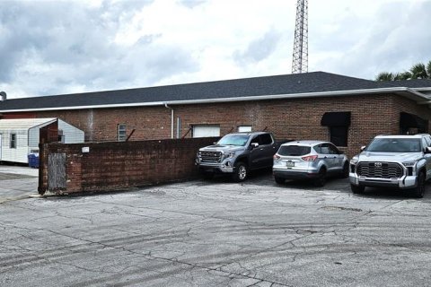 Propiedad comercial en venta en Winter Haven, Florida, 682 m2 № 2199428 - foto 8