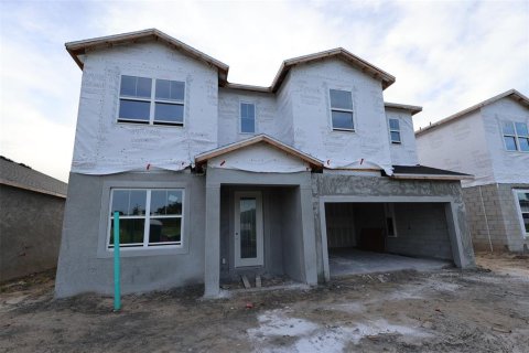 House in Zellwood, Florida 4 bedrooms, 231.23 sq.m. № 2348204