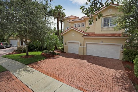 Villa ou maison à Doral, Floride 5 chambres, 344.02 m2 № 2024207
