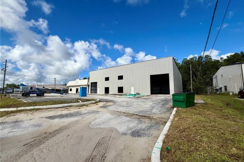 Commercial property in Odessa, Florida № 2369738
