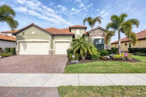House in Venice, Florida 3 bedrooms, 226.68 sq.m. № 2097539
