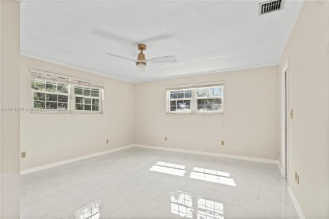 Casa en venta en Davie, Florida, 4 dormitorios, 203.64 m2 № 1968364 - foto 12